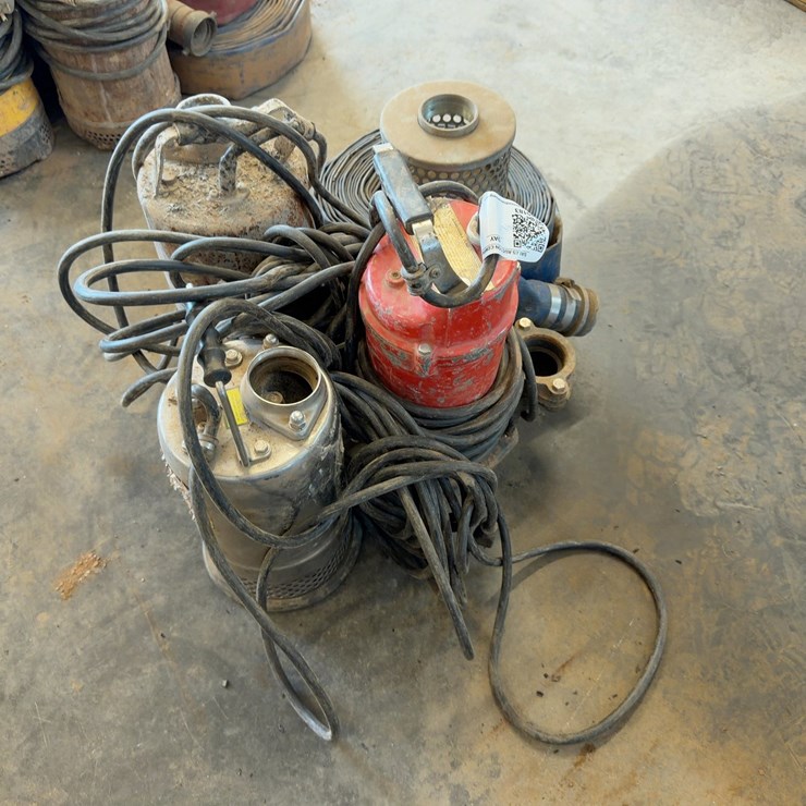 (3) SUBMERSIBLE PUMPS