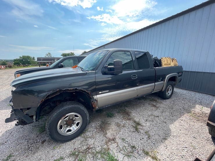 2003-chevrolet-2500-image-7