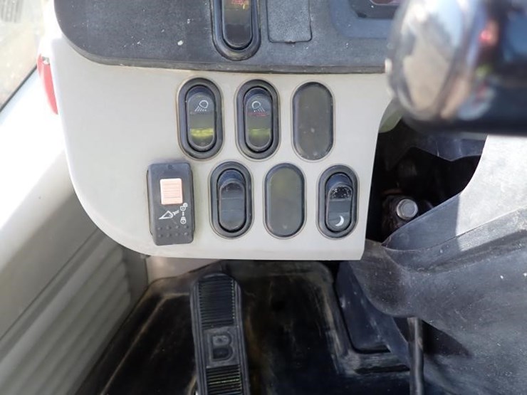 2019-komatsu-wa270-8-image-32