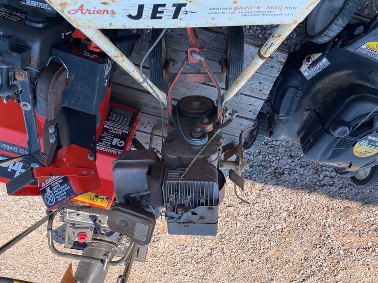 #2484-•-(2)-snowblowers-and-ariens-jet-tiller-image-10