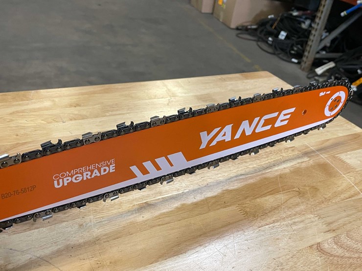 #8580-•-20"-chain-saw-(pr13)-image-6
