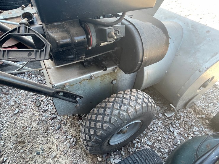#2482-•-craftsman-7/26-snow-blower-image-11