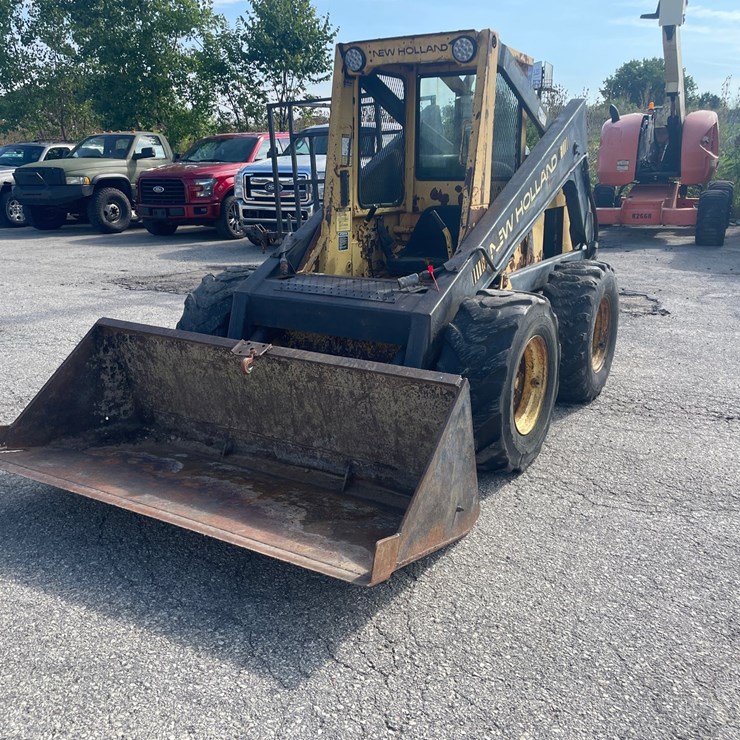 NEW HOLLAND L785