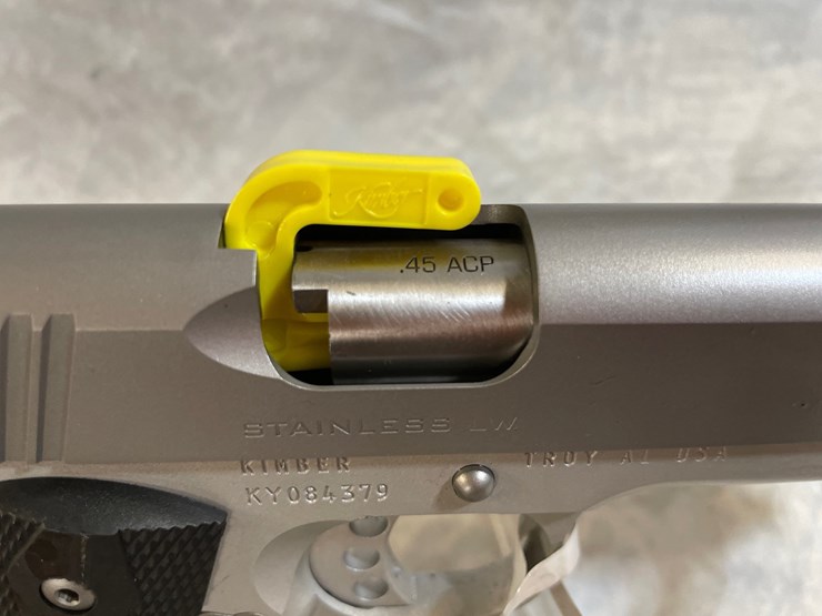 #3082-•-kimber-stainless-lightweight,-45-acp-cal.-pistol,-sn:-ky084379-image-11