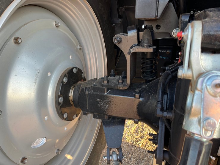 2022-case-ih-maxxum-125-image-16