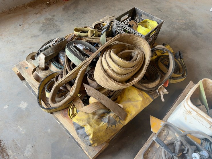 quantity-of-assorted-straps-and-lifting-slings-image-4