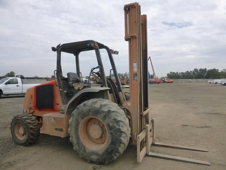2000-case-586g-image-3
