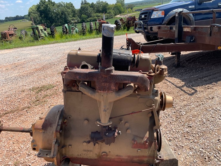 massey-ferguson-4-image-4