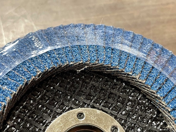 #8593-•-sanding-and-grinding-wheels-(cw)-image-3