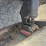 new-holland-l785-image-28