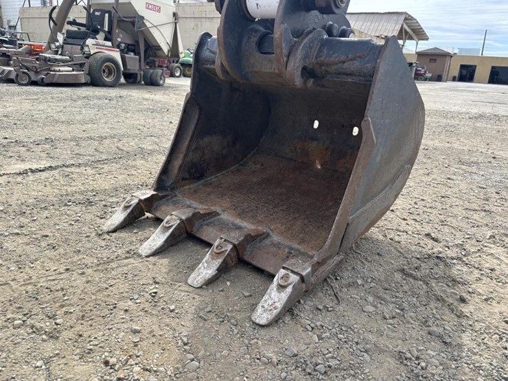 2020-bobcat-e35-image-13