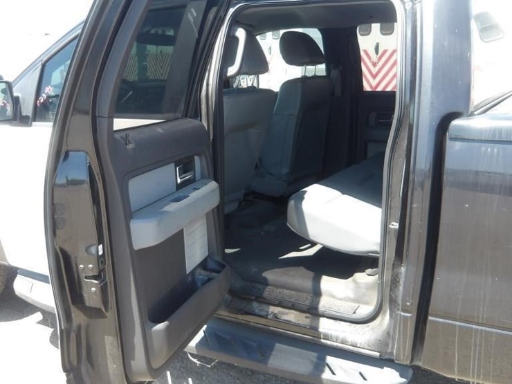 2014-ford-f150-xl-image-12