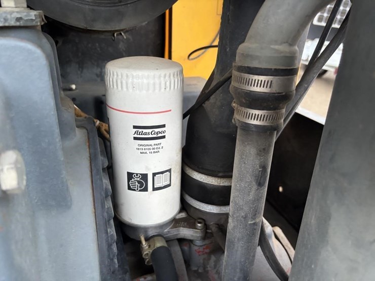 2003-atlas-copco-xas66-image-26