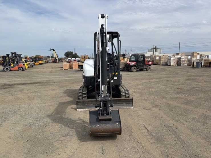 2020-bobcat-e35-image-6