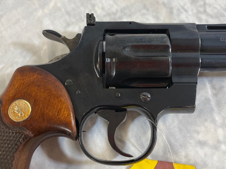 #2005-•-colt-python,-.357-mag.-cal.-revolver,-sn:-e11165-image-4