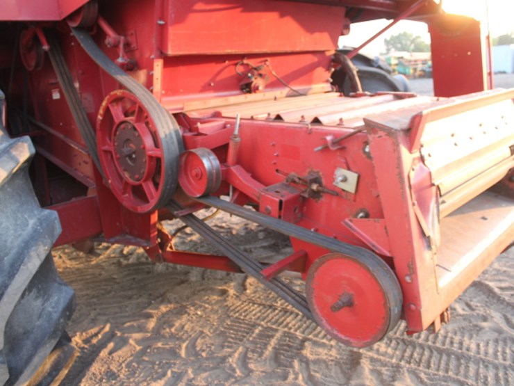 case-ih-1688-image-16