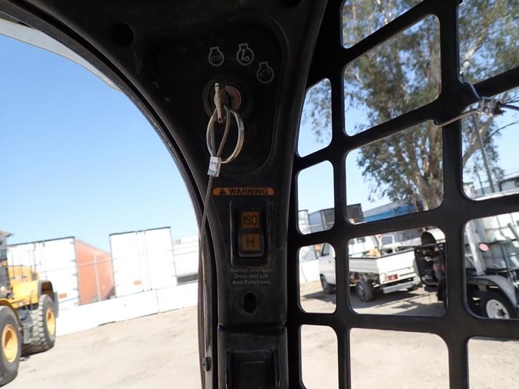 2019-bobcat-t450-image-23