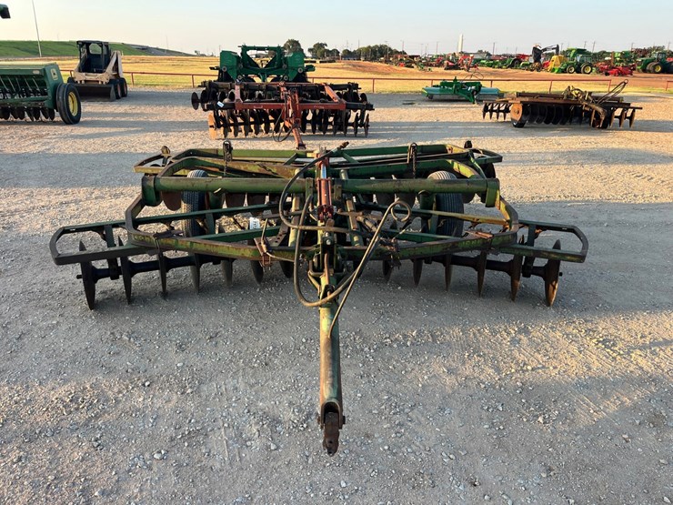 john-deere-aw-image-3