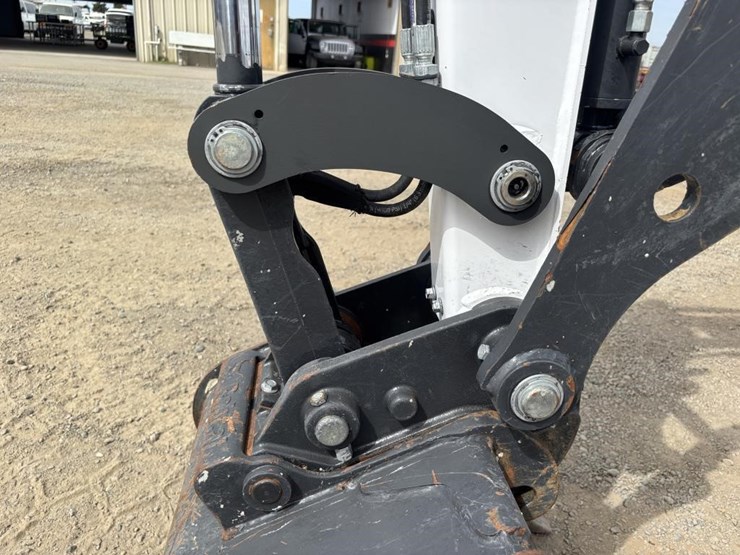 2020-bobcat-e35-image-17