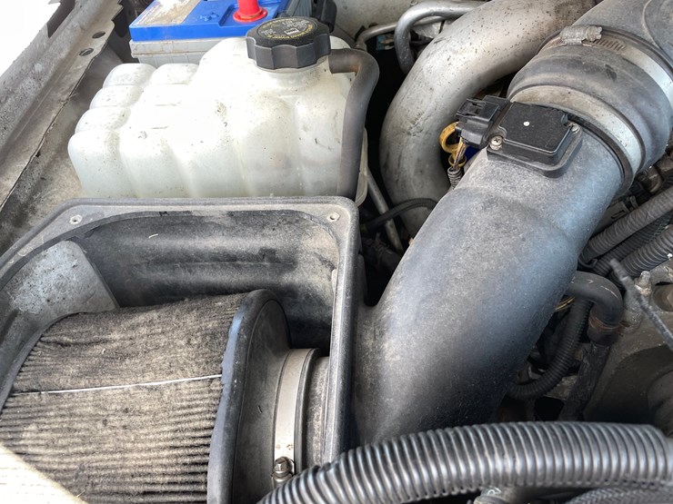 2003-chevrolet-silverado-3500-image-49