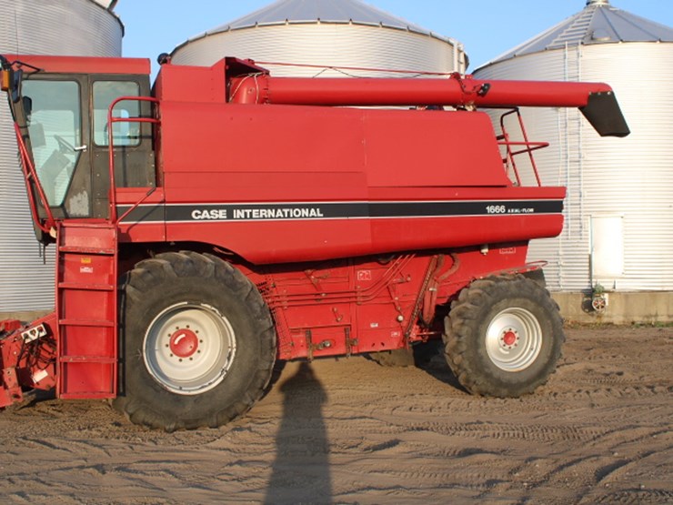 case-ih-1666-image-2