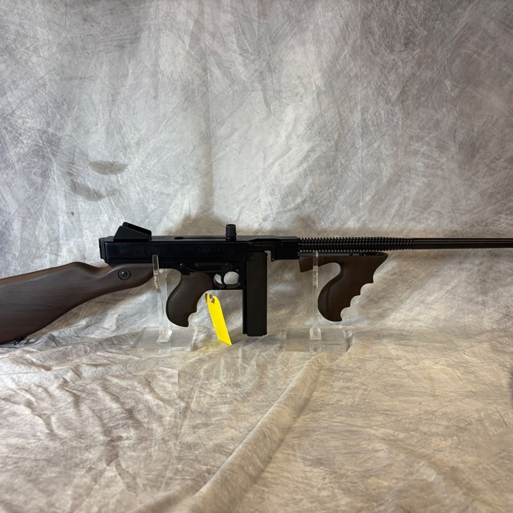 #3001 • Thompson Model 1927 A1, 45 ACP Cal. Rifle, SN: KPC1084
