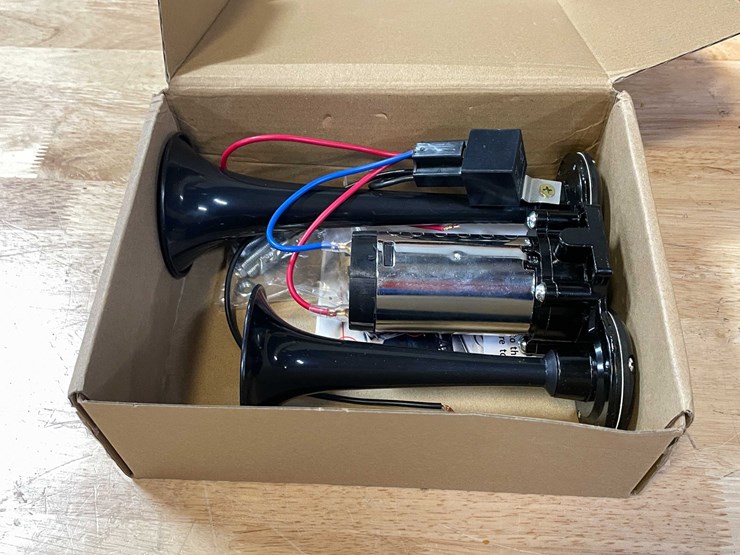 #8576-•-12vdc-air-horn-(pr12)-image-1