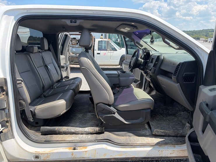 2018-ford-f150-image-21