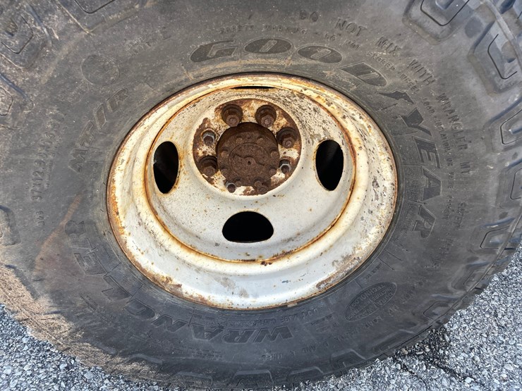 1994-dodge-ram-3500-image-28
