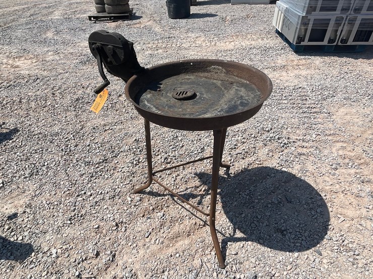 #2502-•-vintage-champion-forge-blower-image-1