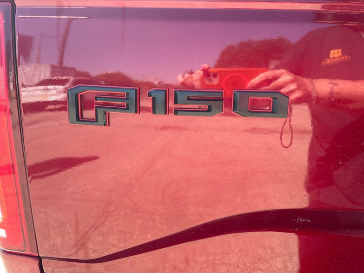 2016-ford-f150-image-9