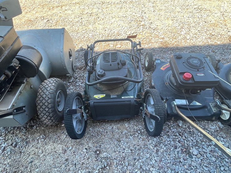 #2483-•-(3)-push-mowers-image-4