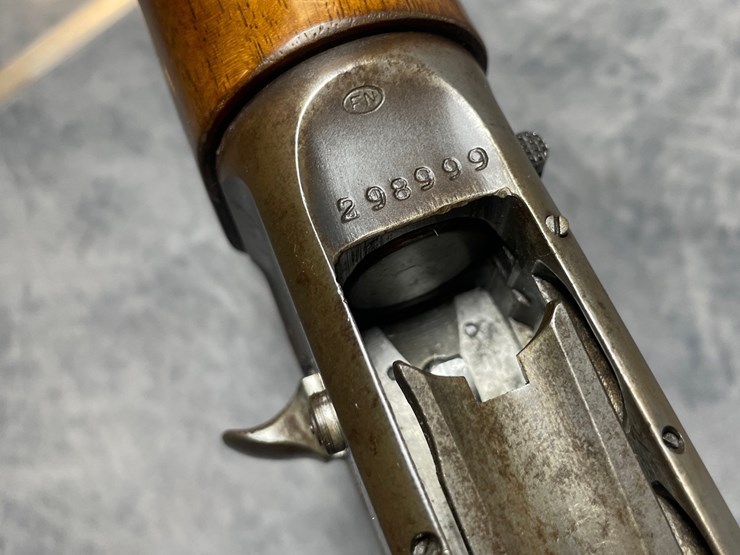 #3057-•-browning-auto-5-light-twelve,-12-ga.-shotgun,-sn:-298999-image-11