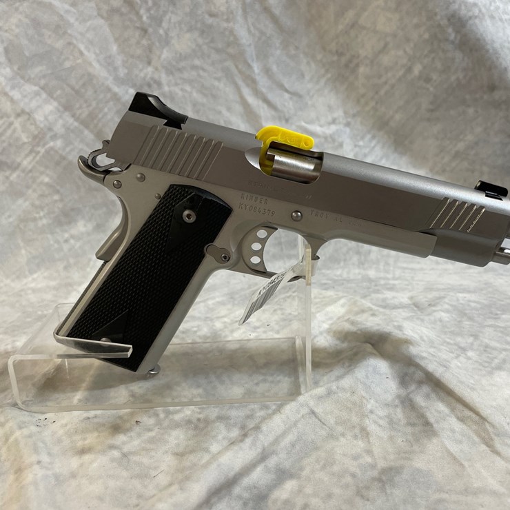 #3082 • Kimber Stainless Lightweight, 45 ACP Cal. Pistol, SN: KY084379