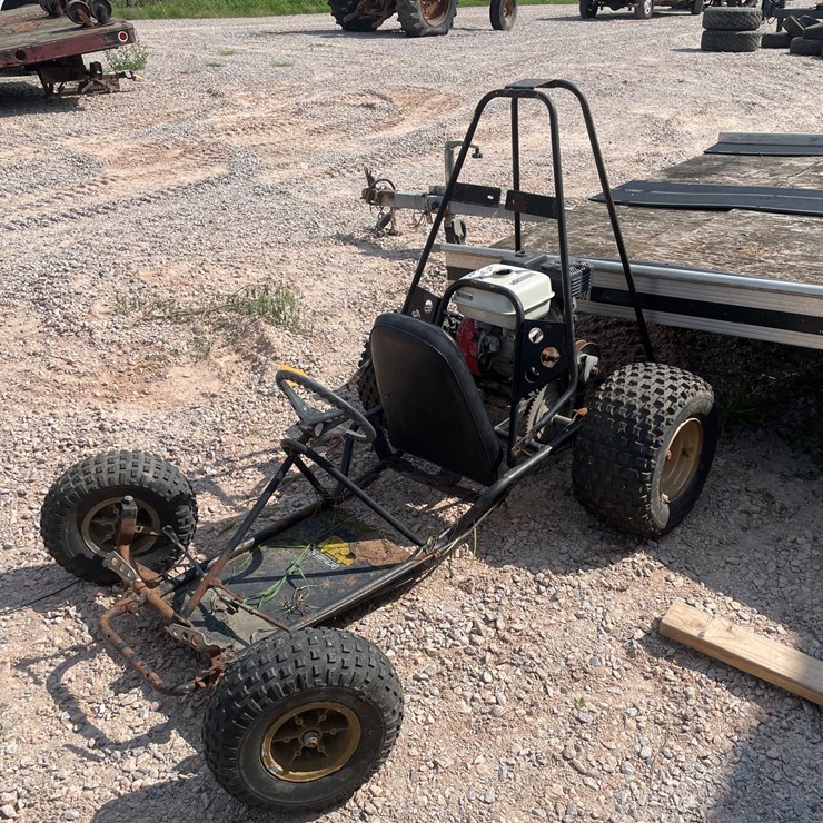 #2098 • Manco Dingo Go Kart