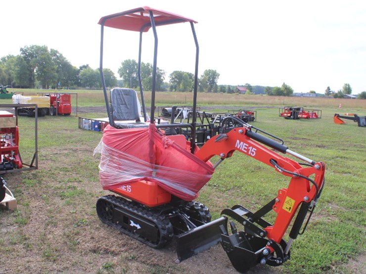 #9890-•-me15-mini-excvator-image-2