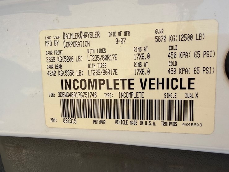 2007-dodge-ram-3500-image-13