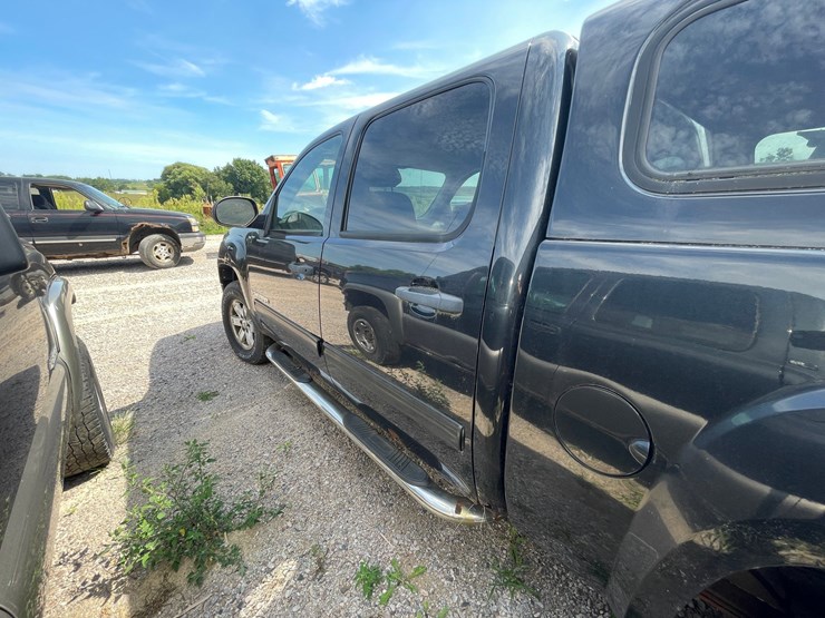 2009-gmc-sierra-1500-image-8