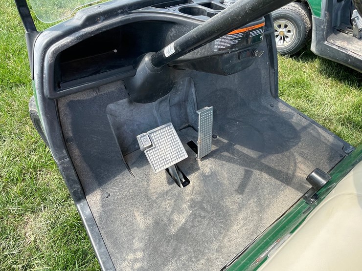 #1137-•-2016-yamaha-gas-golf-cart-image-5