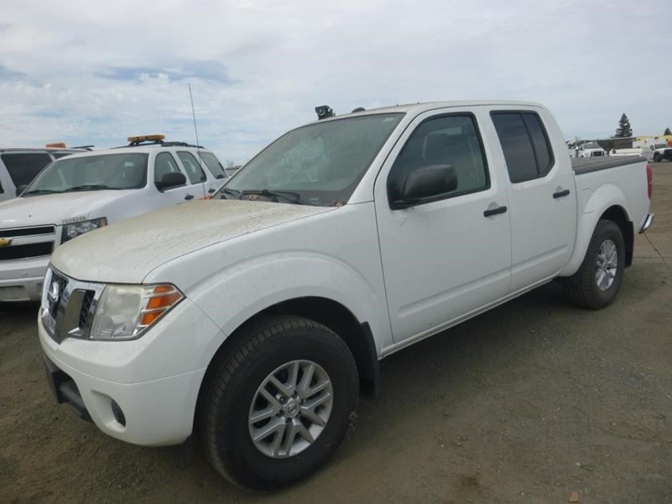 2018-nissan-frontier-image-1