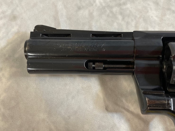 #2005-•-colt-python,-.357-mag.-cal.-revolver,-sn:-e11165-image-6