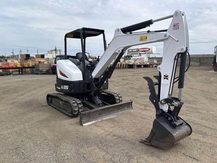 2020-bobcat-e35-image-2
