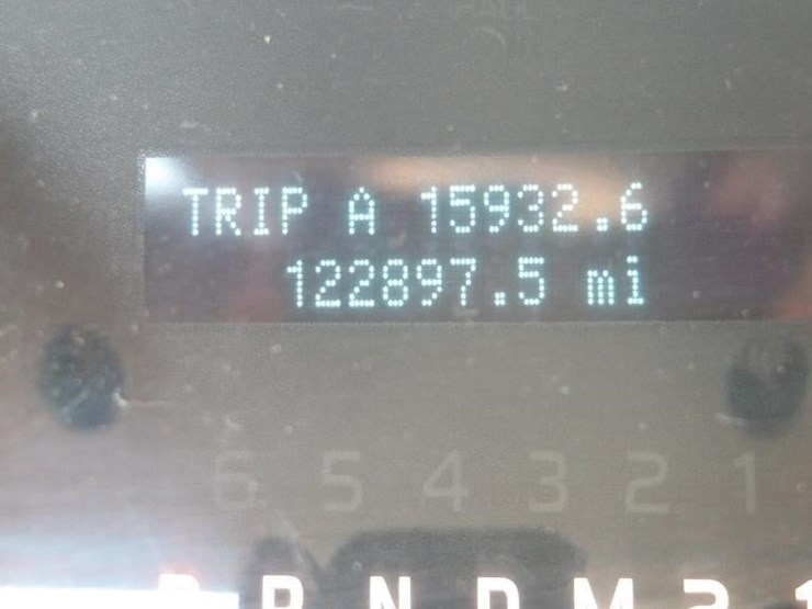 2014-ford-f150-xl-image-15