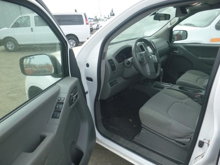 2018-nissan-frontier-image-5