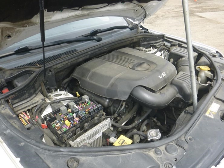 2015-jeep-grand-cherokee-image-11