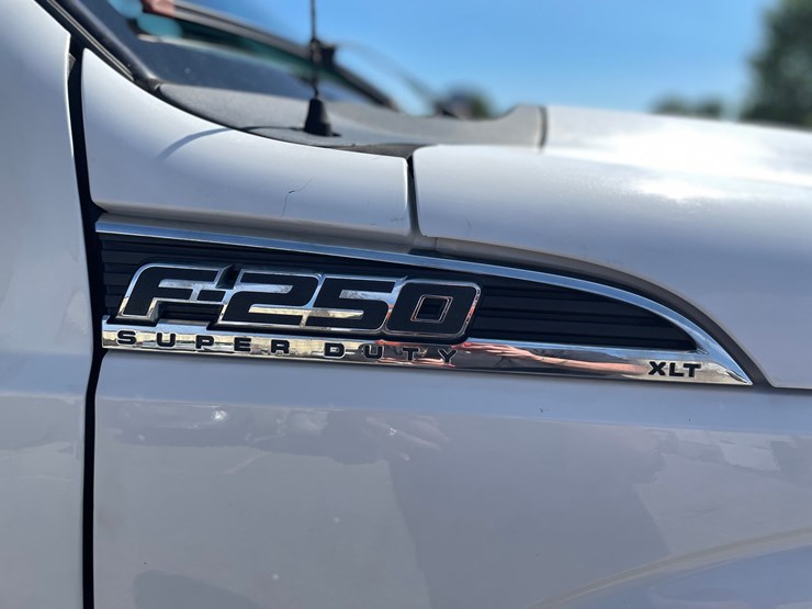 2014-ford-f250-image-14