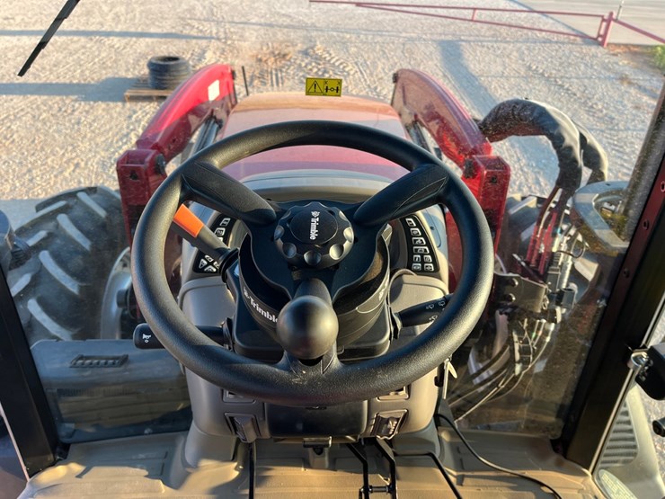 2022-case-ih-maxxum-125-image-27