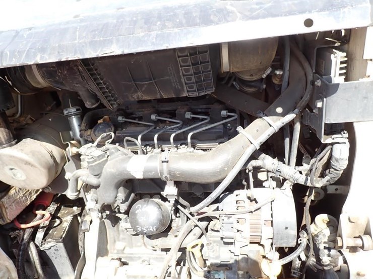 2019-bobcat-t450-image-16