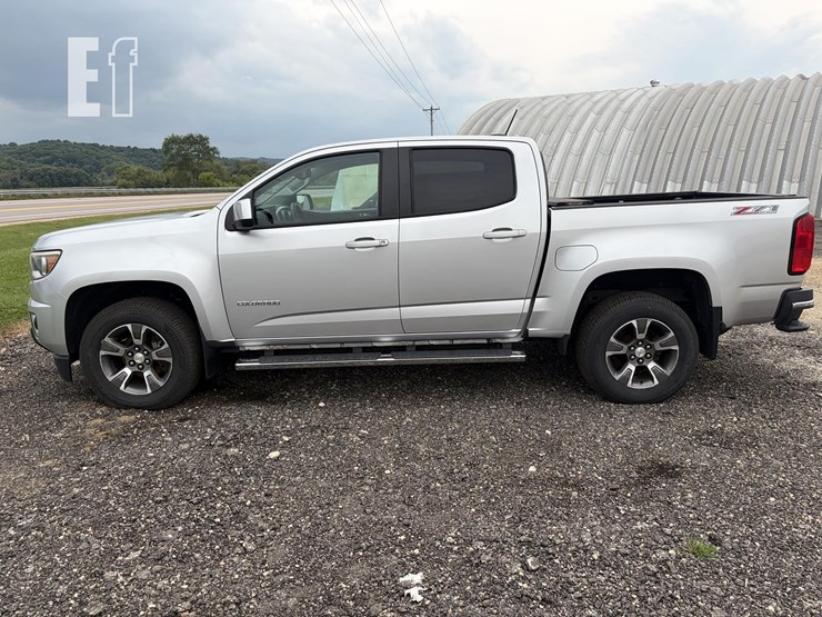 2017-chevrolet-colorado-image-2