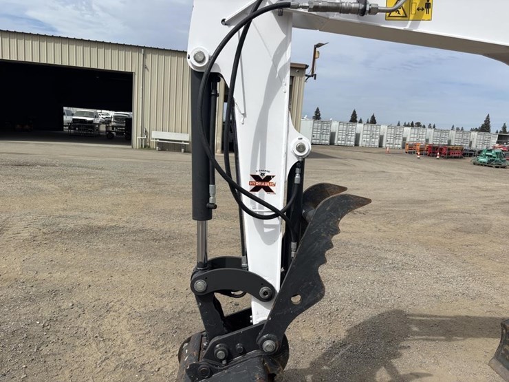 2020-bobcat-e35-image-19